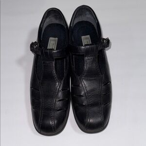 VINTAGE DECOYS WOMEN’S Black Leather Shoes